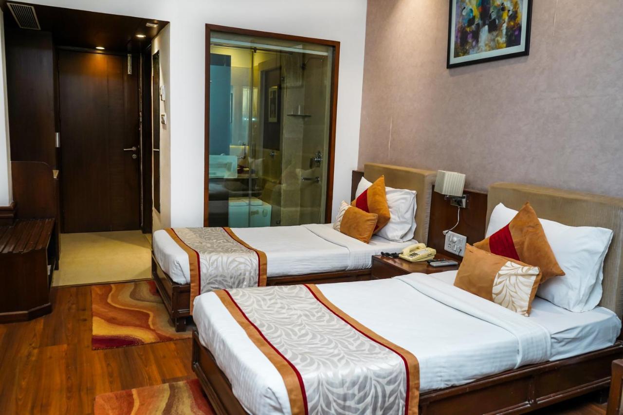 Hotel Gwalior Regency Exterior photo