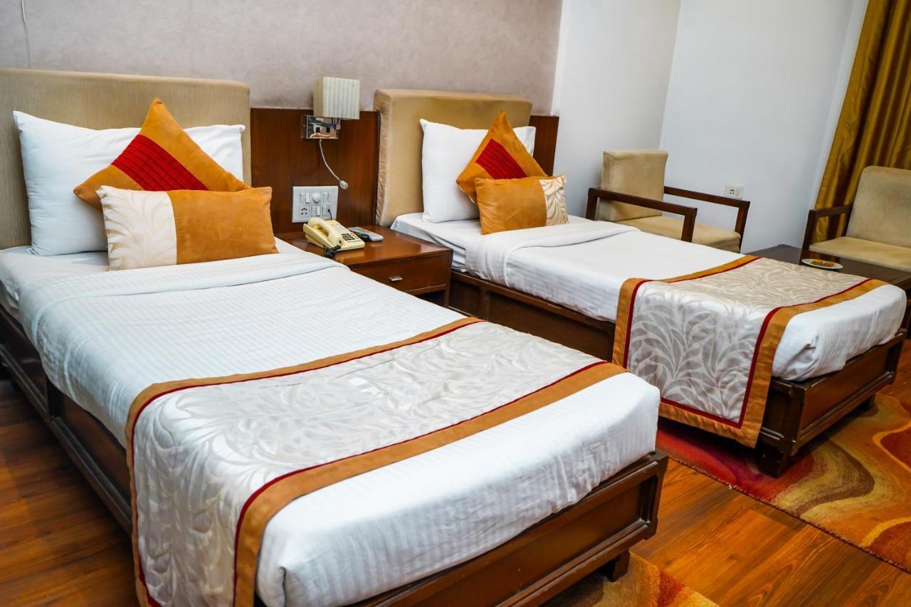 Hotel Gwalior Regency Exterior photo