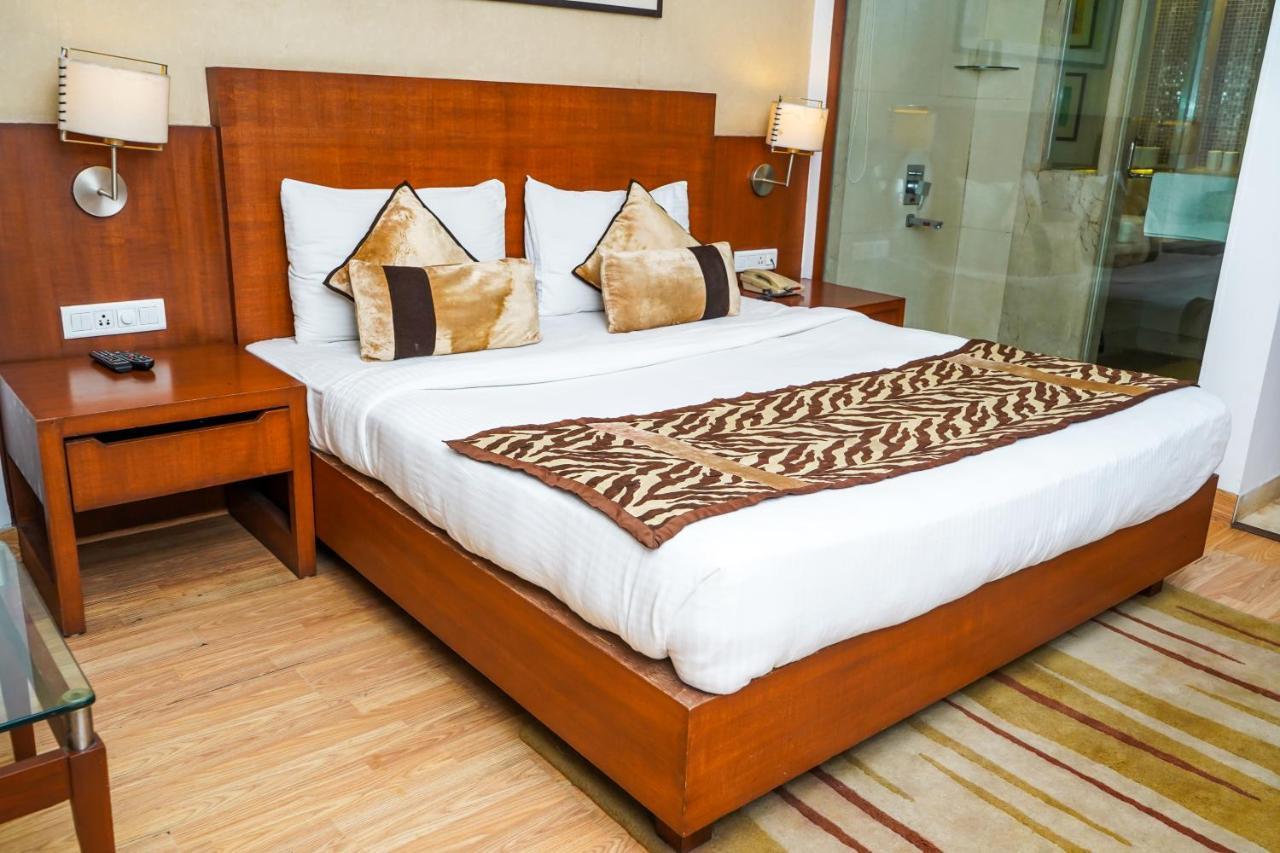 Hotel Gwalior Regency Exterior photo