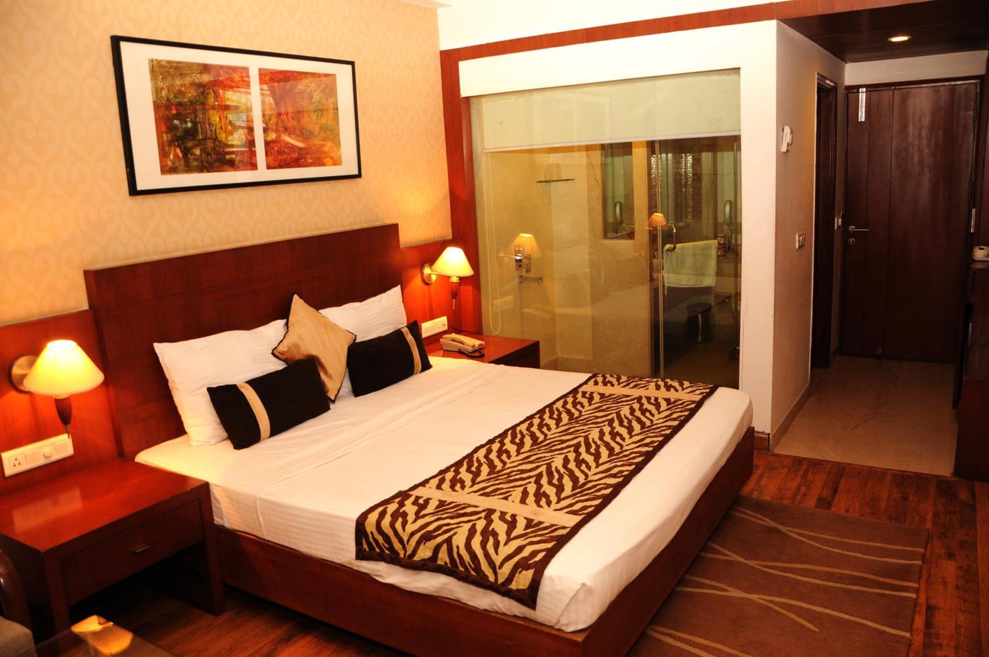 Hotel Gwalior Regency Exterior photo